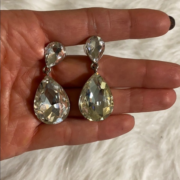 Aldo clear crystal teardrop earrings - Picture 1 of 4